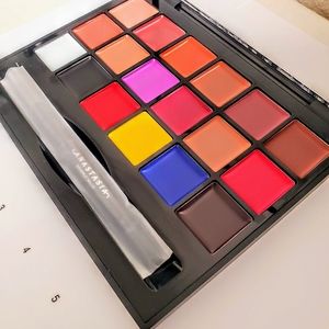 - SOLD- Anastasia Lip Palette Beverly Hills